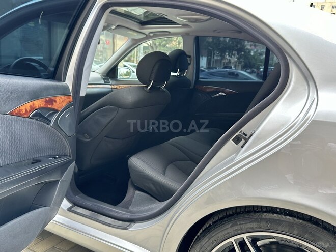 Mercedes E 240 2002, 231,000 km - 2.6 l - Bakı
