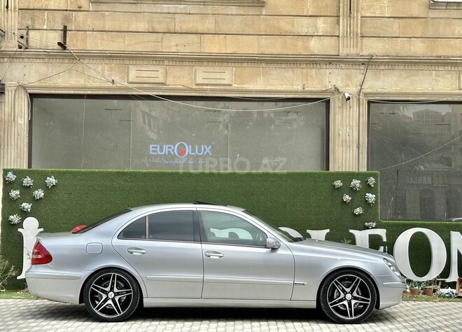Mercedes E 240 2002, 231,000 km - 2.6 l - Bakı