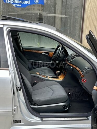 Mercedes E 240 2002, 231,000 km - 2.6 l - Bakı