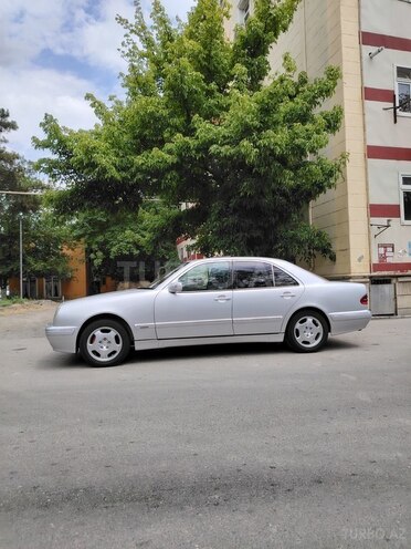 Mercedes E 220 d