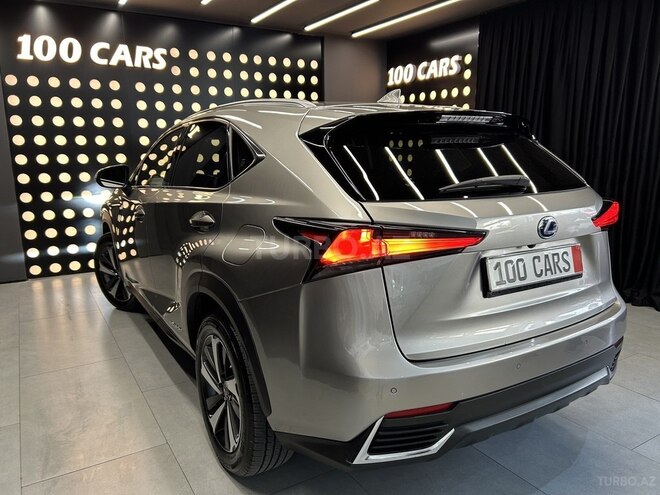 Lexus NX 300h