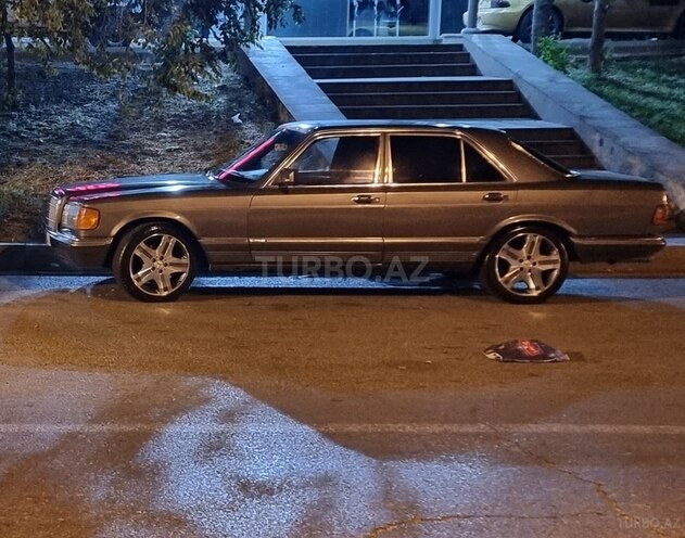 Mercedes 300 D