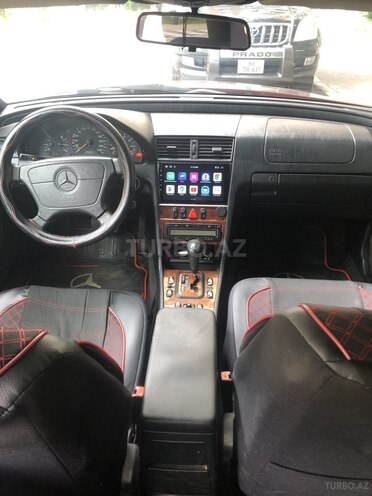 Mercedes C 200