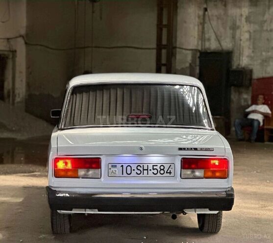 LADA (VAZ) 2107