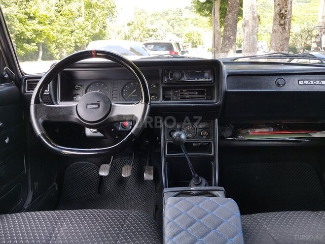 LADA (VAZ) 2107