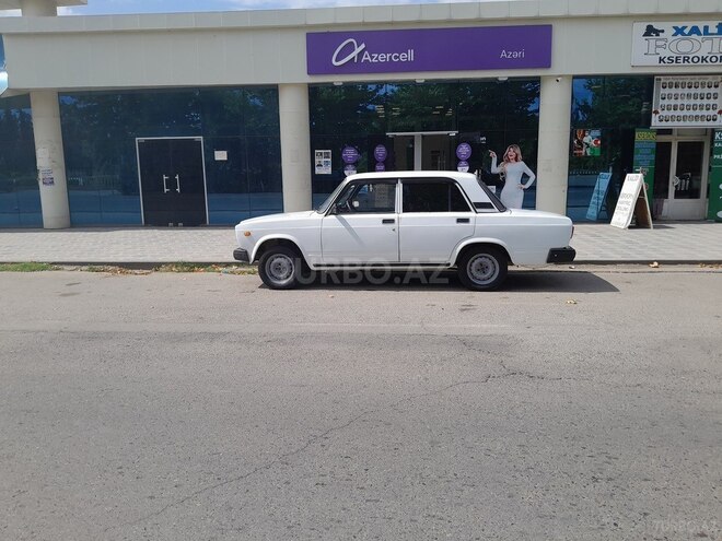 LADA (VAZ) 2107