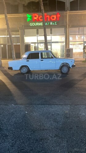 LADA (VAZ) 2107