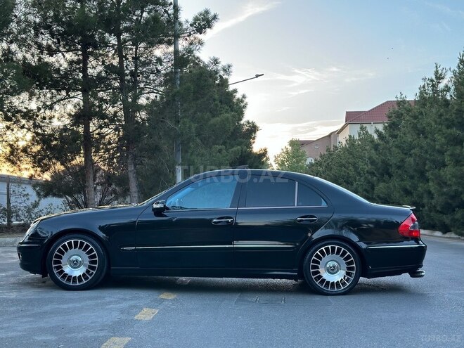 Mercedes E 320