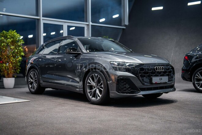 Audi Q8