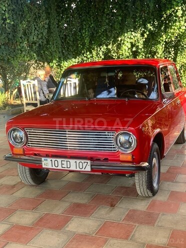 LADA (VAZ) 21011