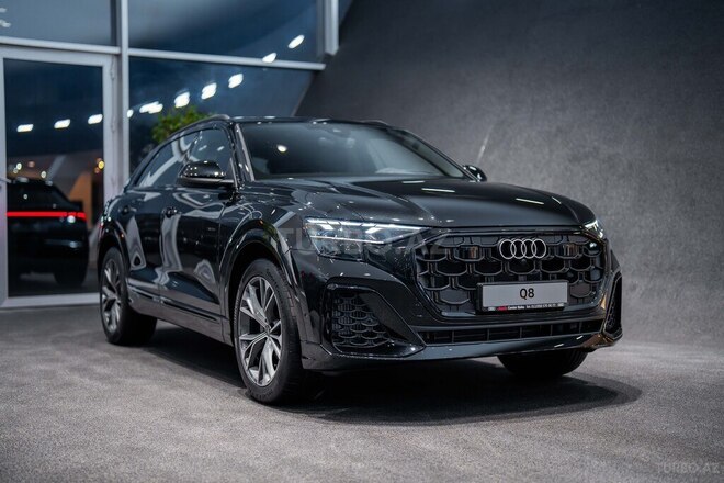 Audi Q8