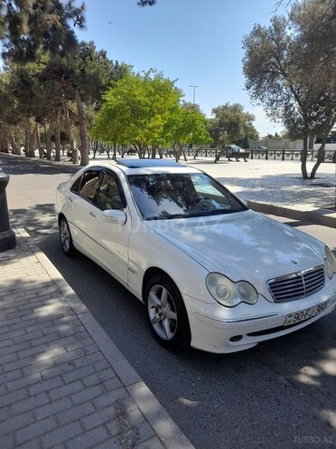 Mercedes C 180