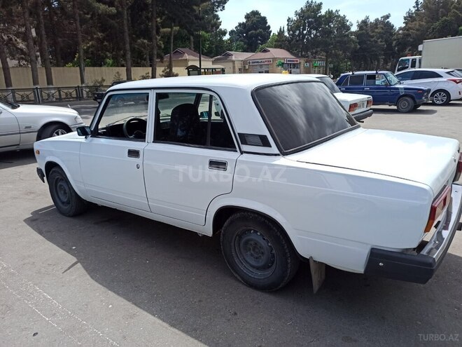 LADA (VAZ) 2107