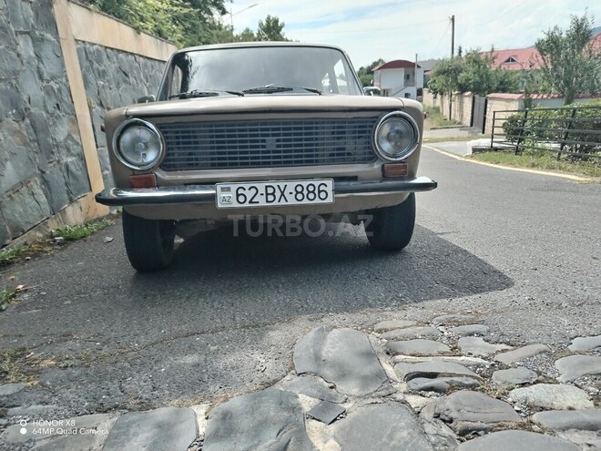 LADA (VAZ) 21011