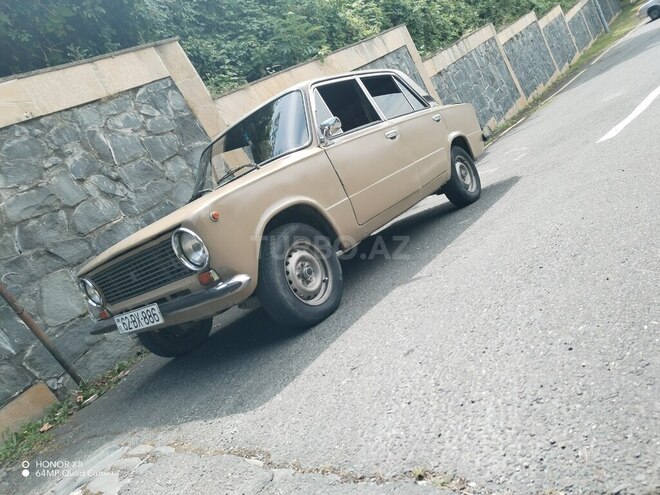 LADA (VAZ) 21011