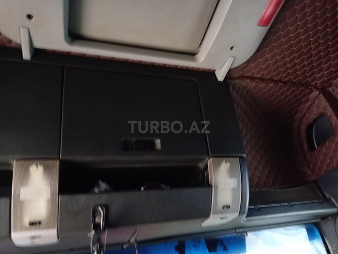 MAN TGX 18.440 2002, 35,700 km - 8.0 l - Astara