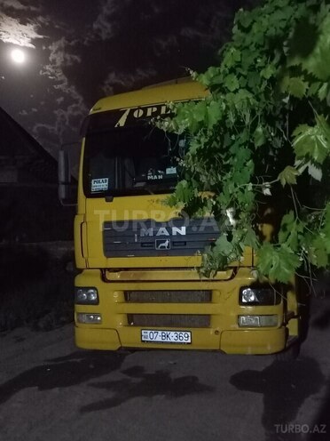 MAN TGX 18.440 2002, 35,700 km - 8.0 l - Astara