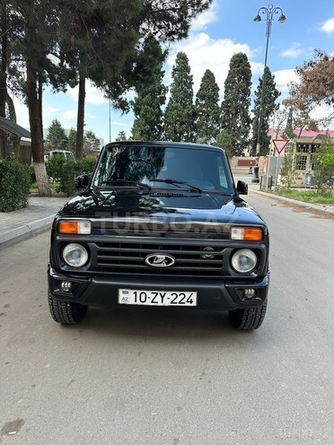 LADA (VAZ) Niva