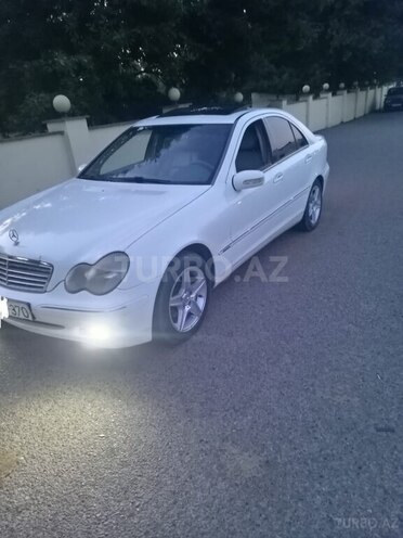 Mercedes C 240