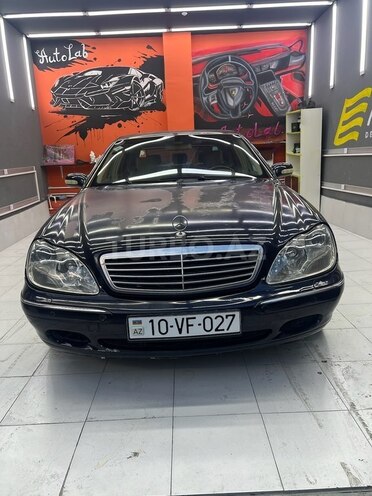 Mercedes S 320