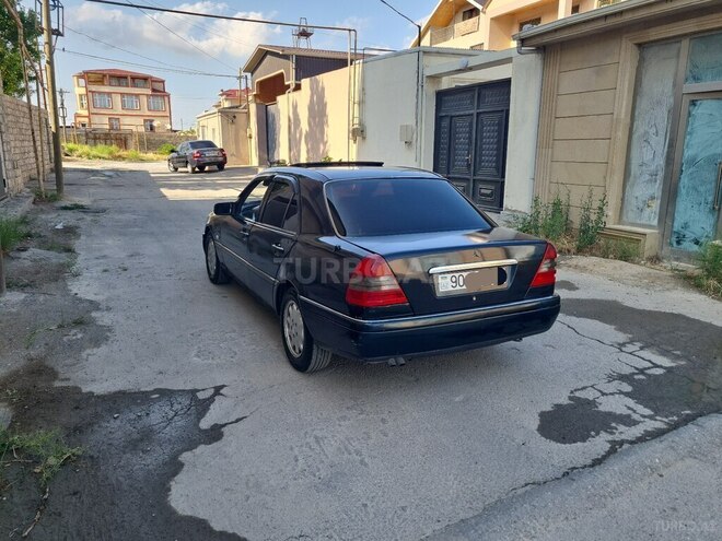 Mercedes C 220