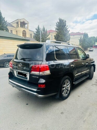 Lexus LX 570