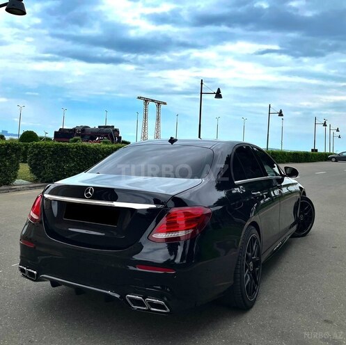 Mercedes E 200 d