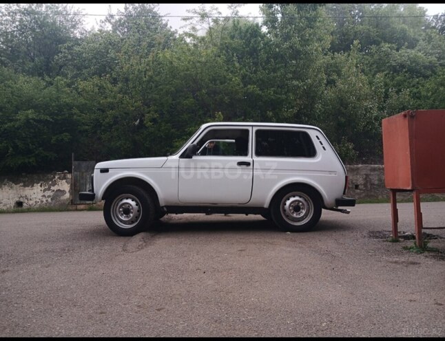 LADA (VAZ) Niva