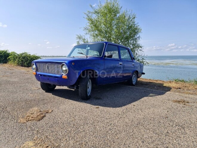 LADA (VAZ) 21011