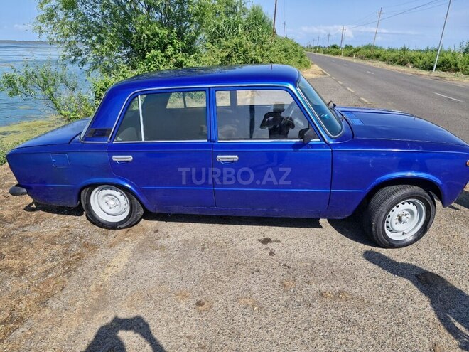 LADA (VAZ) 21011