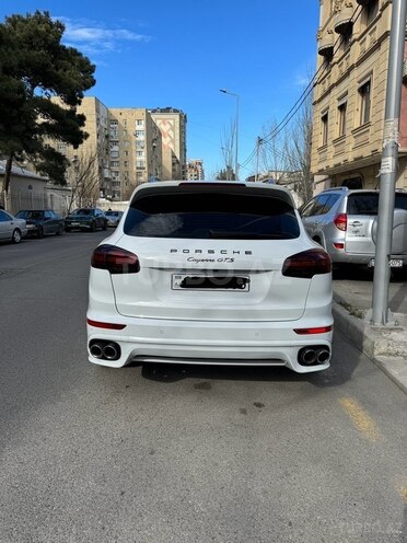 Porsche Cayenne GTS