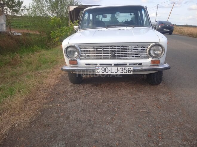 LADA (VAZ) 21011