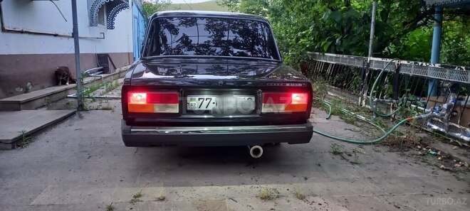 LADA (VAZ) 2107