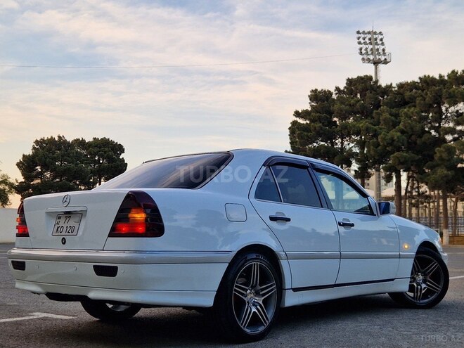 Mercedes C 220 1994, 261,157 km - 2.2 l - Sumqayıt