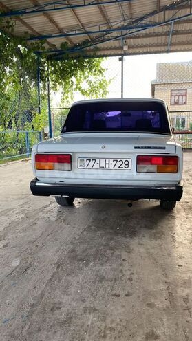 LADA (VAZ) 2107