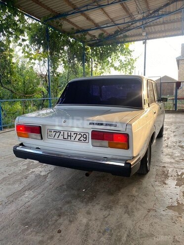 LADA (VAZ) 2107