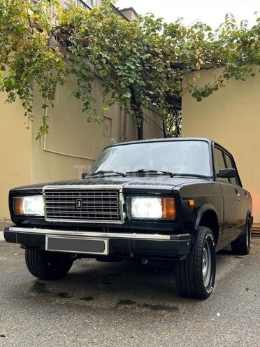 LADA (VAZ) 2107