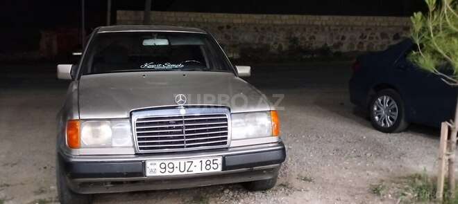 Mercedes E 320