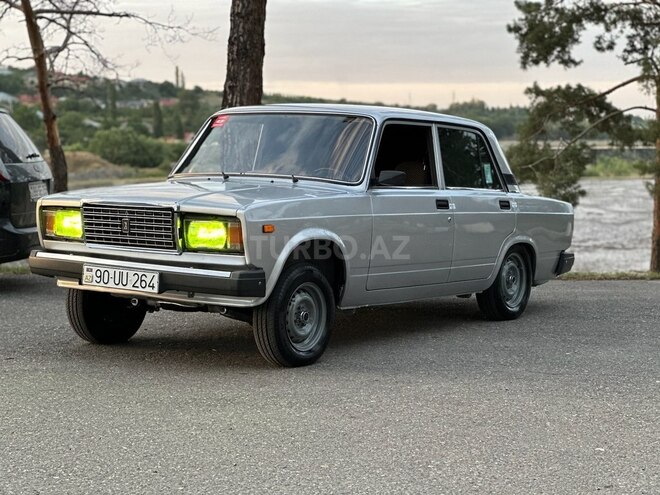 LADA (VAZ) 2107