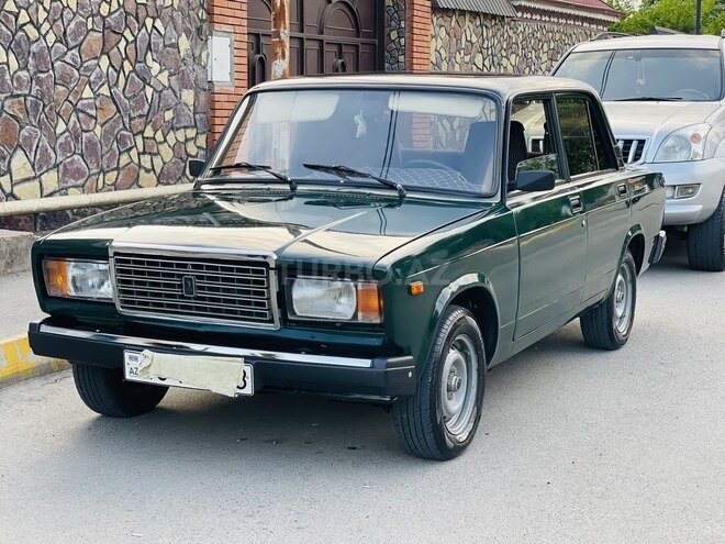 LADA (VAZ) 2107