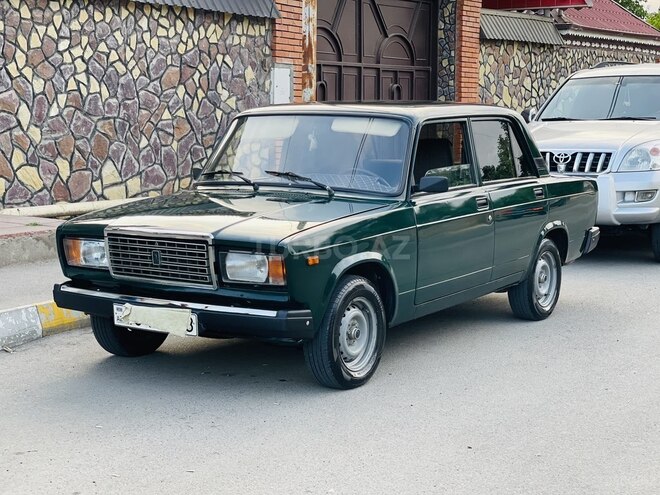 LADA (VAZ) 2107