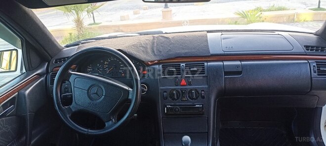 Mercedes E 220 d