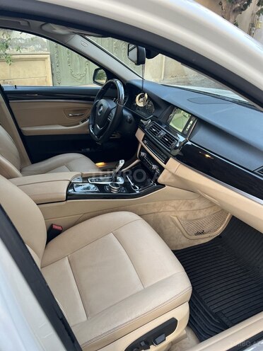 BMW 528 2014, 210,000 km - 2.0 l - Bakı