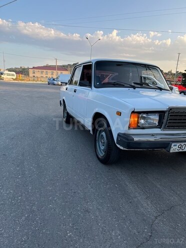 LADA (VAZ) 2107