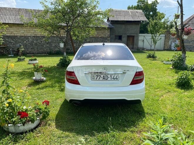 Mercedes C 250