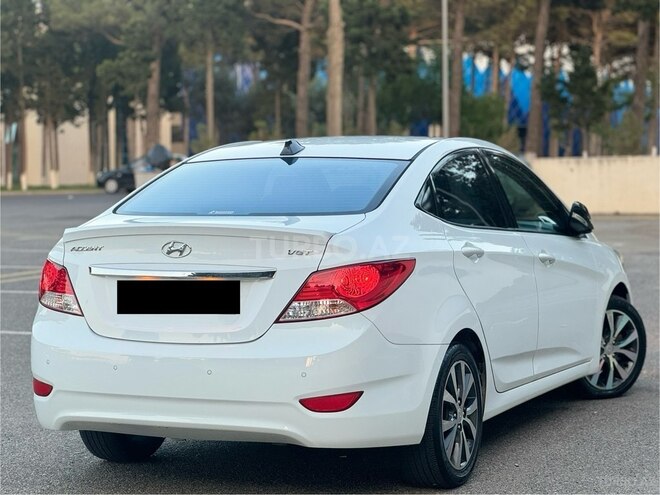 Hyundai Accent