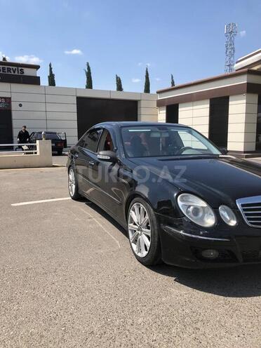 Mercedes E 270