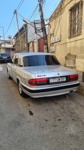 GAZ 31105