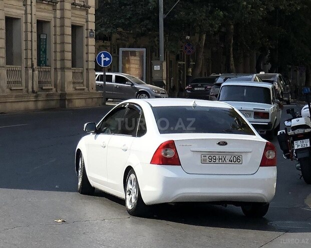 Ford Focus 2010, 215,021 km - 1.6 l - Bakı