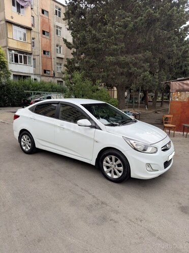 Hyundai Accent